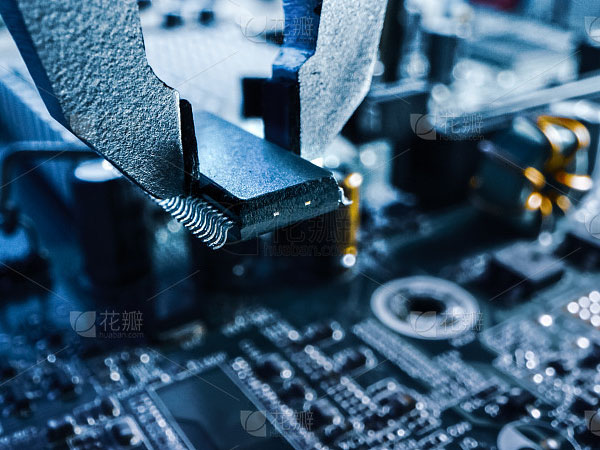 手機(jī)安全是一項(xiàng)長(zhǎng)期而艱巨的任務(wù)嗎？企業(yè)級(jí)市場(chǎng)是增長(zhǎng)的關(guān)鍵嗎？